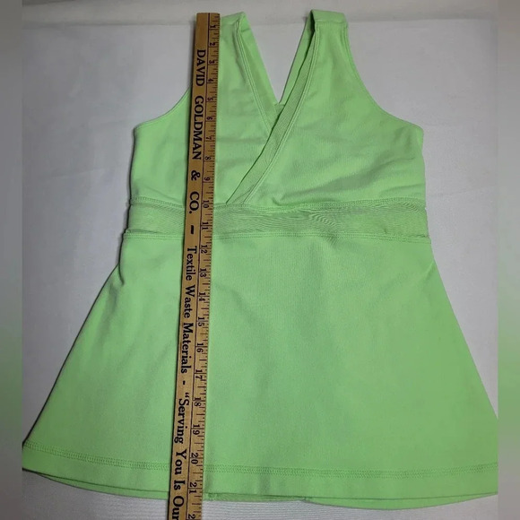 Lululemon Wrap Front Running Tank Green sz 2 - Picture 8 of 9